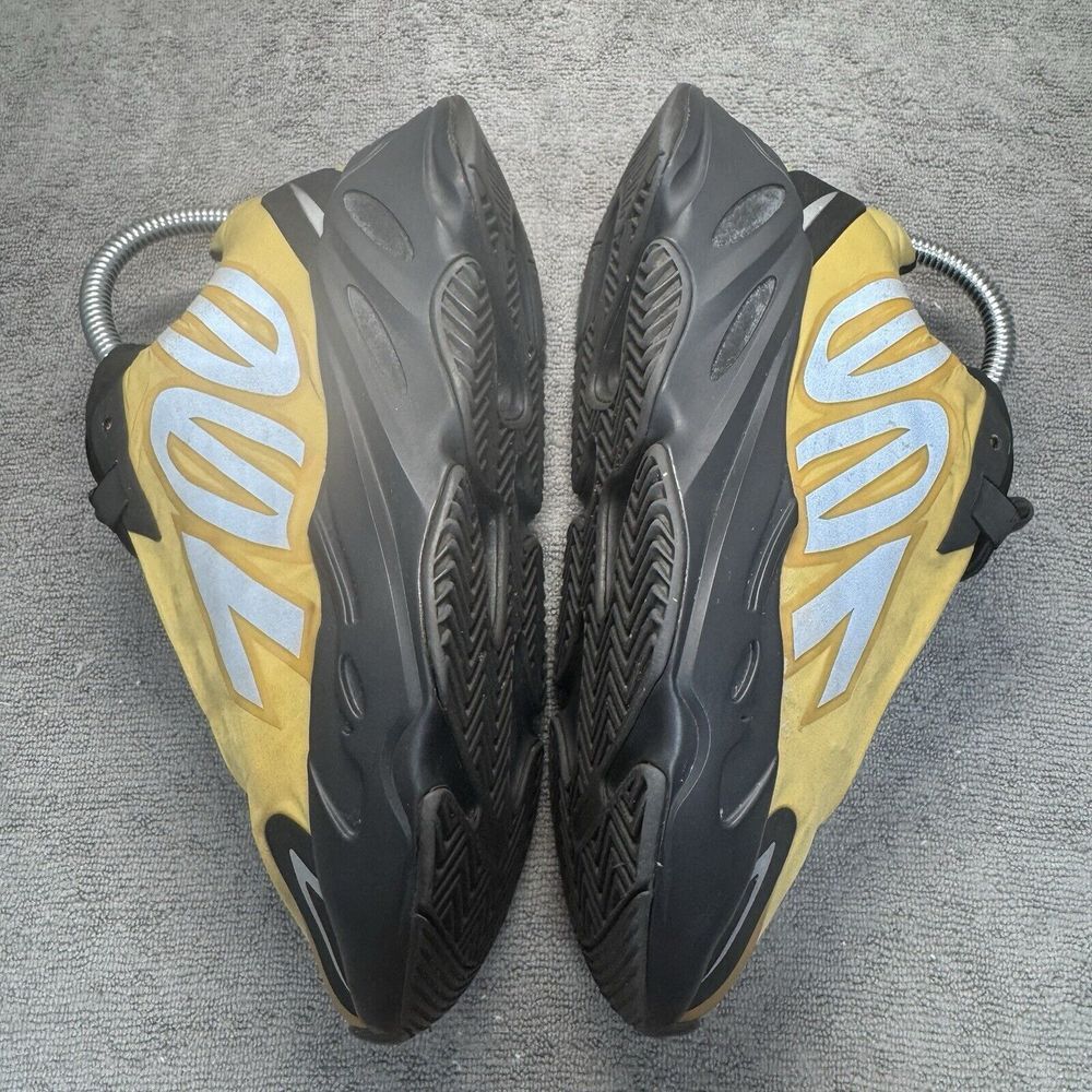 Adidas Yeezy Boost 700 MNVN Honey Flux Kanye West GZ0717 Mens 5 - Picture 6 of 9